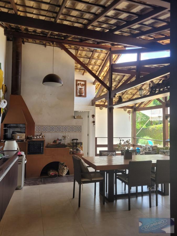 Casa à venda com 4 quartos, 630m² - Foto 13