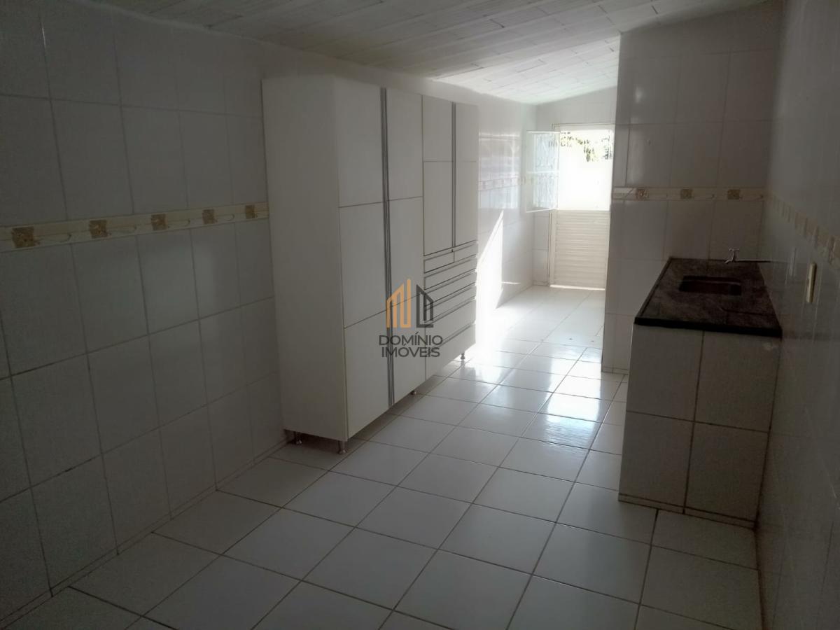 Casa à venda com 2 quartos, 270m² - Foto 5