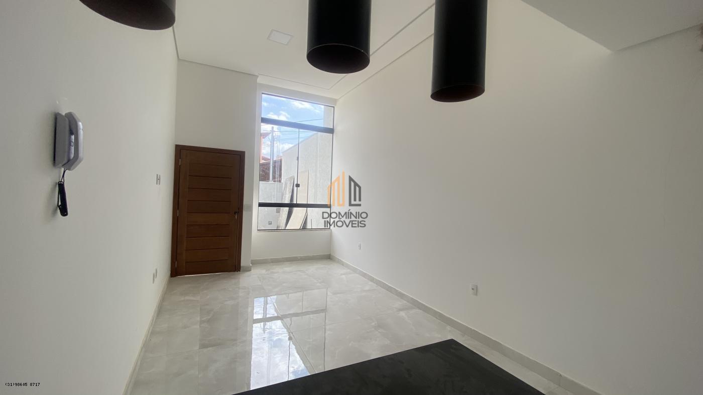 Casa à venda com 3 quartos, 184m² - Foto 4