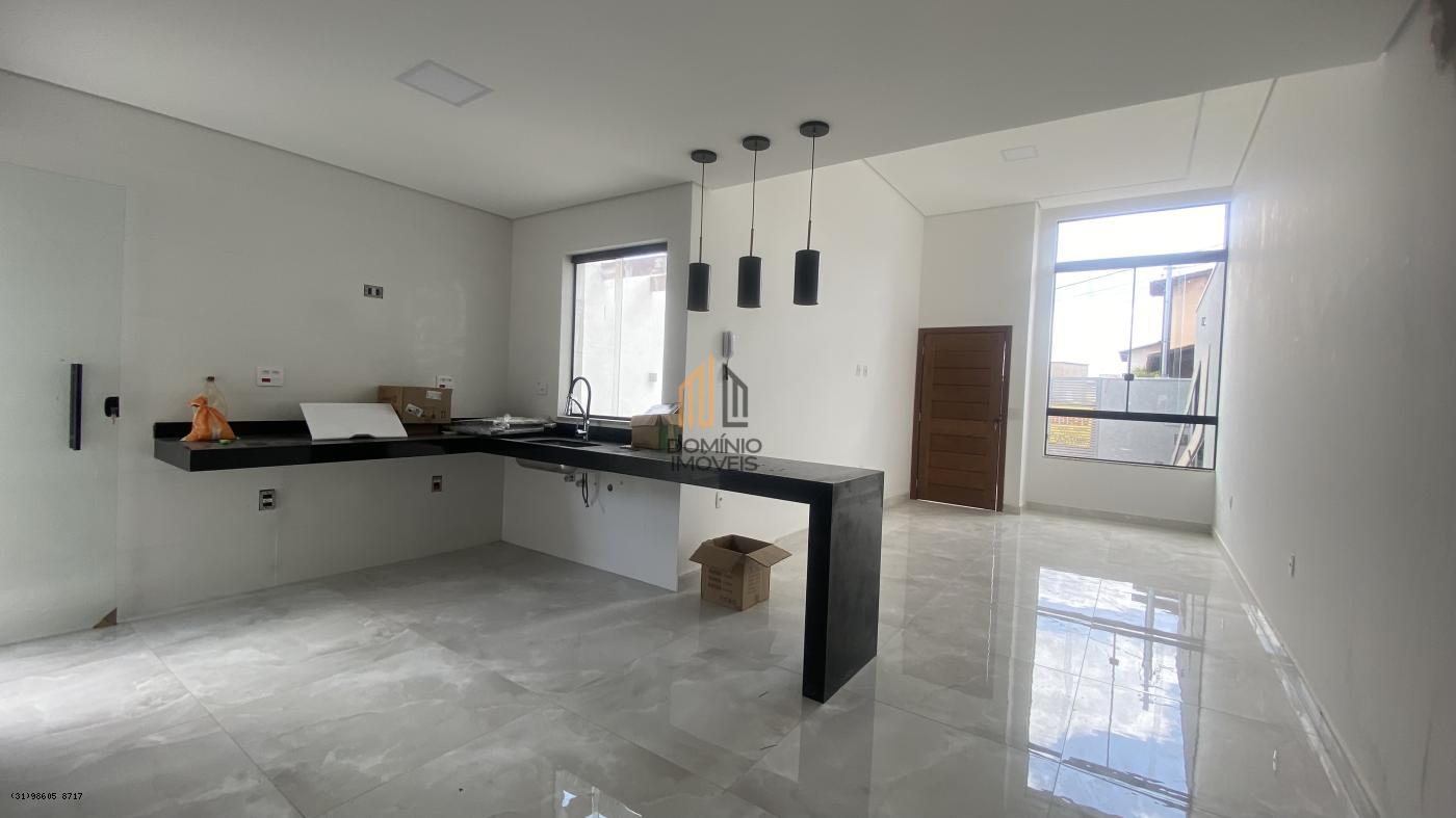 Casa à venda com 3 quartos, 184m² - Foto 9