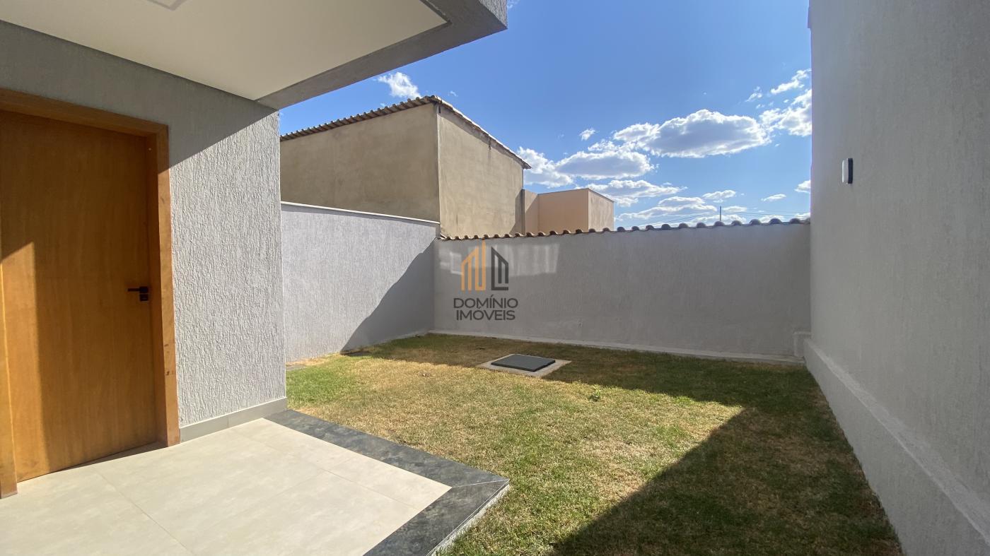 Casa à venda com 3 quartos, 180m² - Foto 23