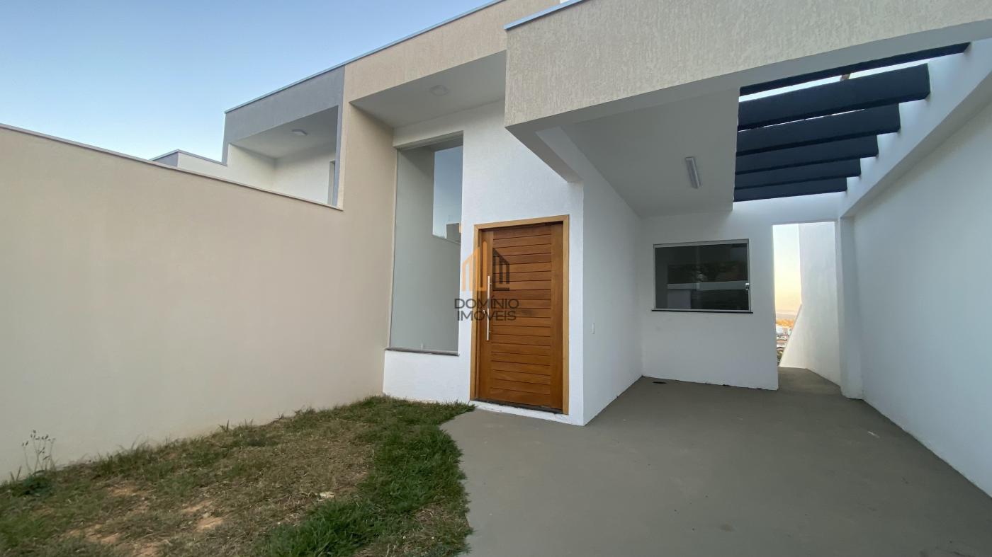 Casa à venda com 3 quartos, 60m² - Foto 1