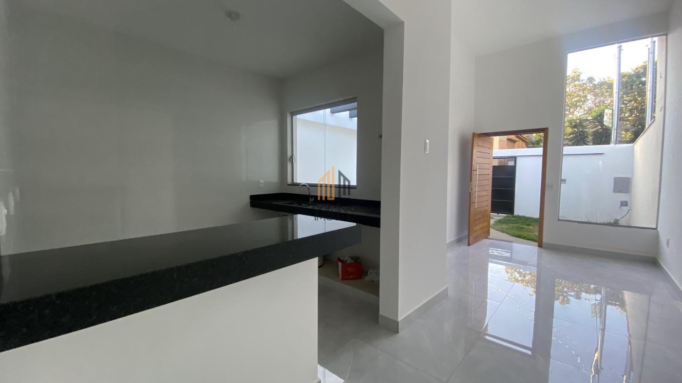 Casa à venda com 3 quartos, 60m² - Foto 8