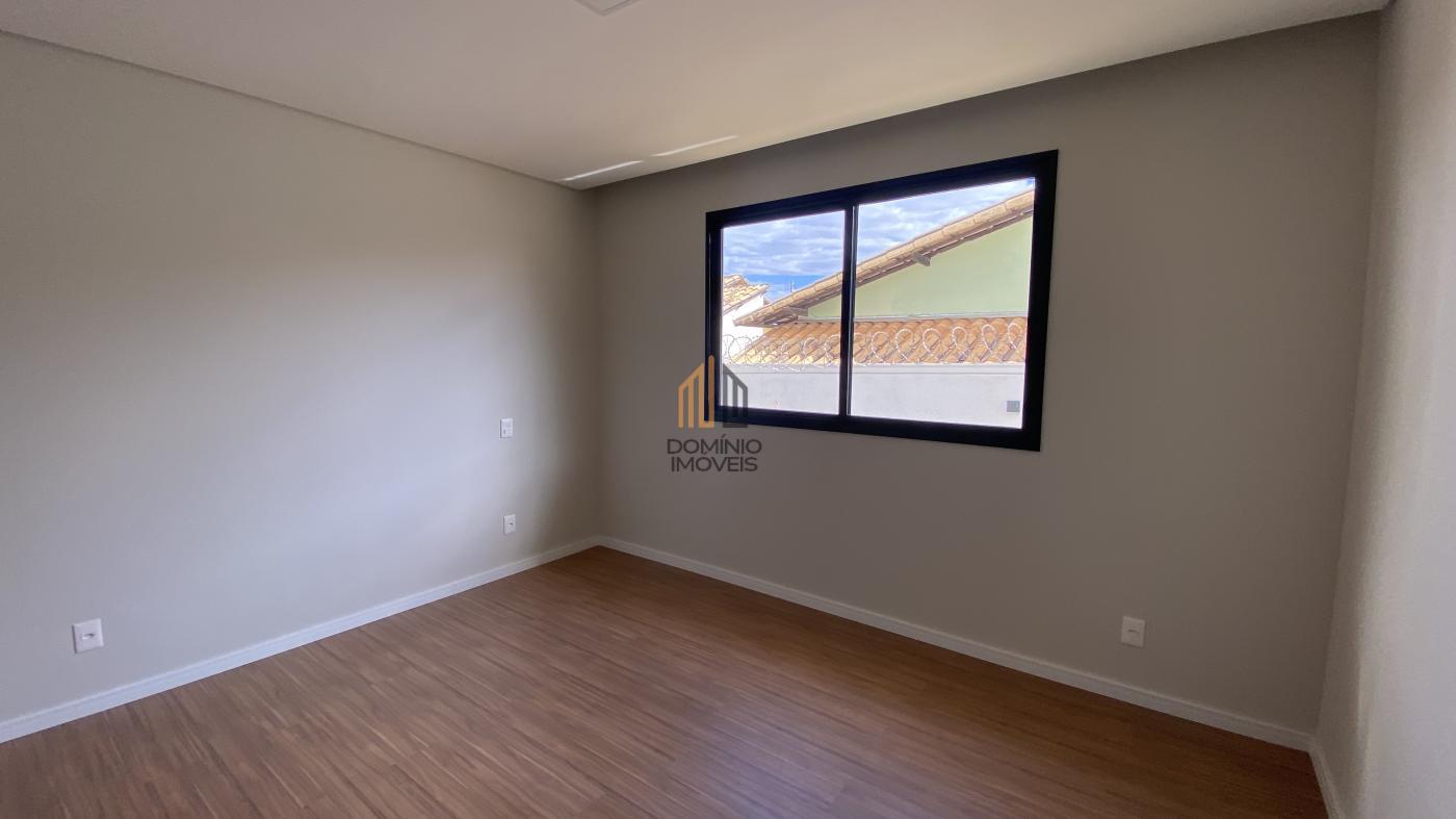 Casa à venda com 4 quartos, 420m² - Foto 19