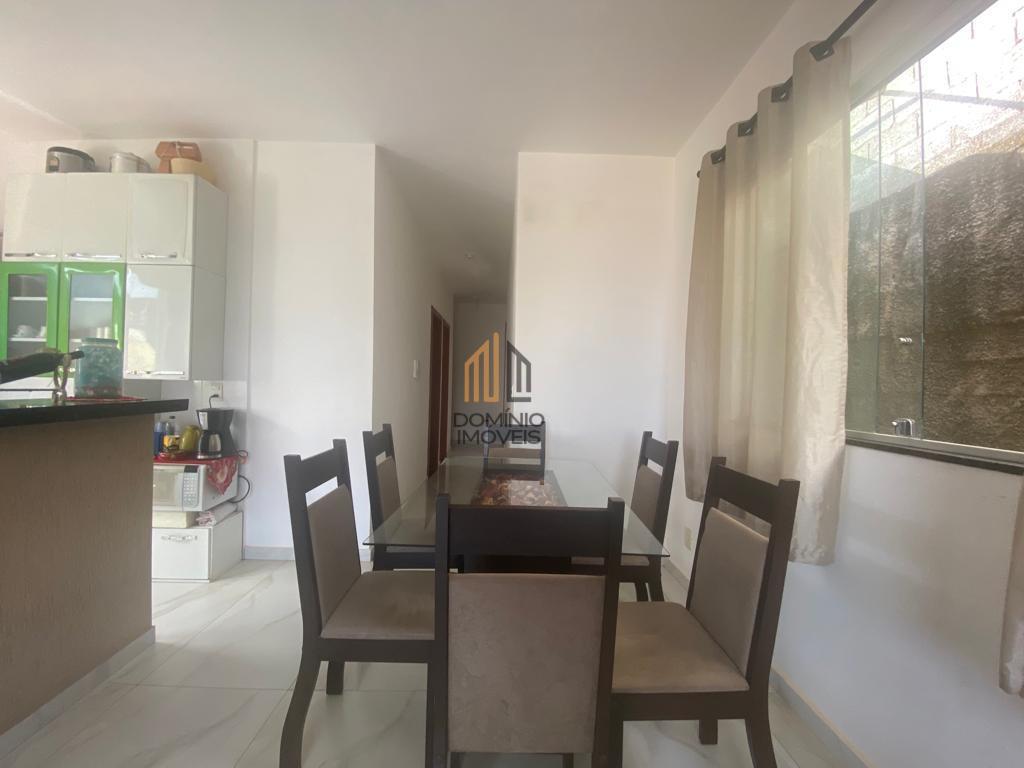 Casa à venda com 2 quartos, 360m² - Foto 4