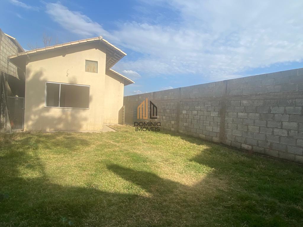 Casa à venda com 2 quartos, 360m² - Foto 14