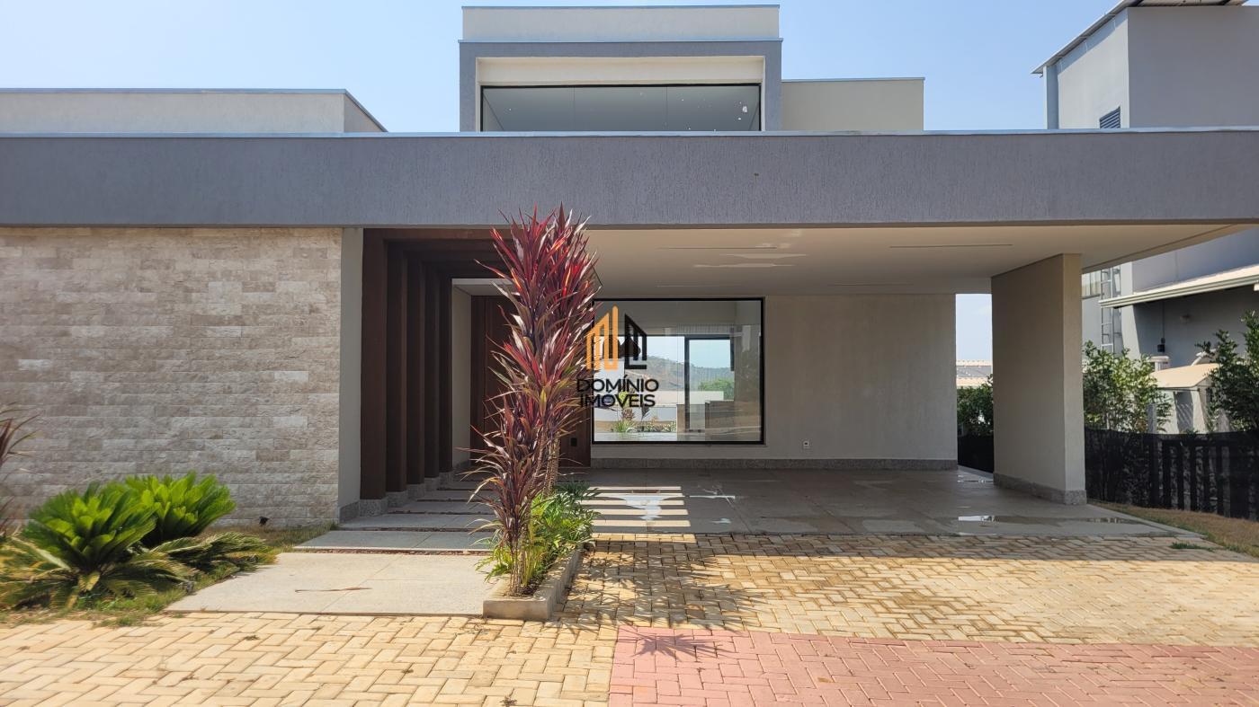 Casa de Condomínio à venda com 4 quartos, 560m² - Foto 1