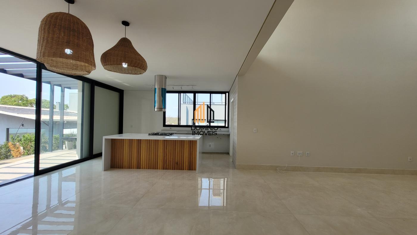 Casa de Condomínio à venda com 4 quartos, 560m² - Foto 9