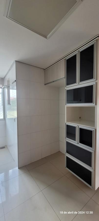 Apartamento para alugar com 3 quartos, 1123m² - Foto 14