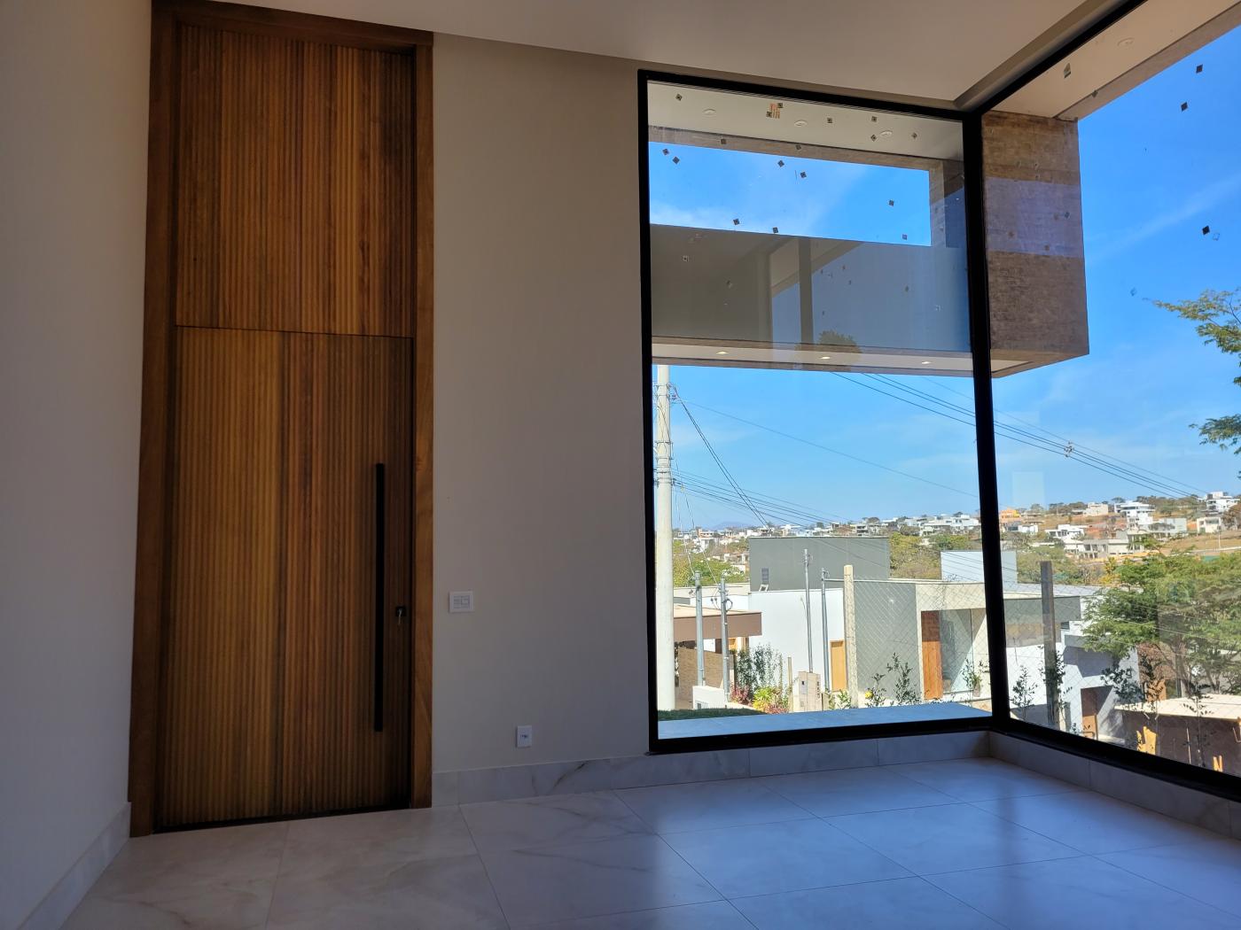 Casa de Condomínio à venda com 4 quartos, 668m² - Foto 3